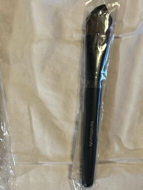 bareMinerals Black Tapered Blending Brush